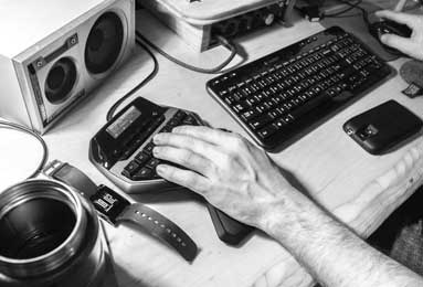 超级魔鬼赛程！29岁国脚自由身离队！今夏英超西甲豪门免签